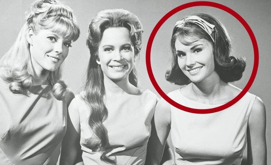 Lori Saunders
